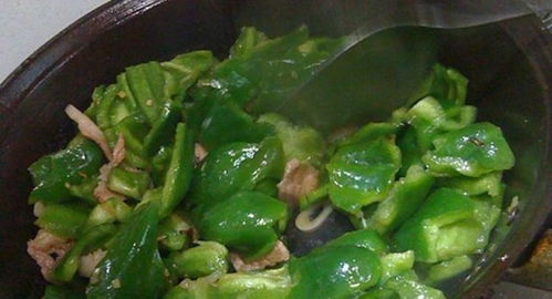 菜籽油 花生油 大豆油,多种油吃哪种最健康 营养师告诉你咋吃