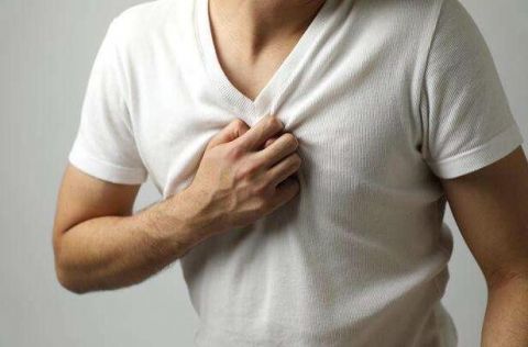 胸口疼是不是心脏病 医生提醒 这些病都会胸口痛