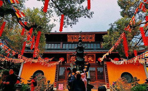 中国求姻缘最灵验的2大寺庙,拜过的人都结婚了,你想去哪个