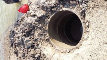 深水井口怎么弄好看，广州古井井口上有个方孔是做什么用的(井口的井是干什么的)