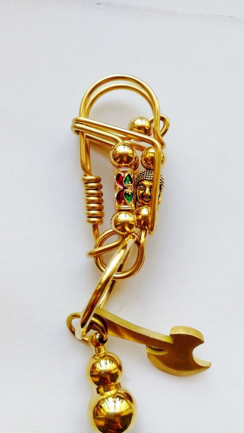 黄金钥匙扣编绳周大福,周大福黄金锁骨链大概要多少钱一条？